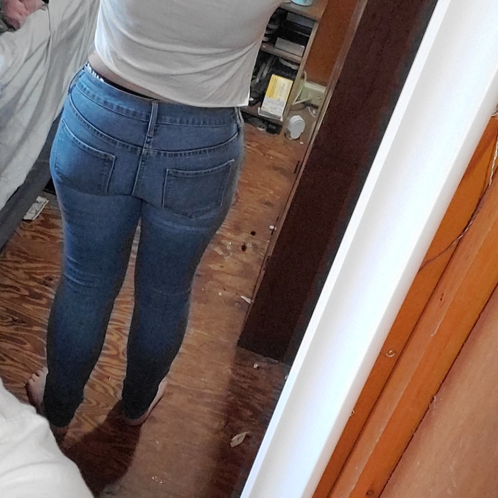 Old Navy Jeans Size 4 Short - Picture 3 of 6